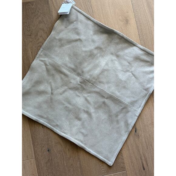New Pottery Barn Pieced Suede Pillow Cover 20" Stone - Picture 1 of 2